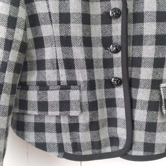 𝅺buffalo Plaid crooped  Blazer - Picture 4 of 8
